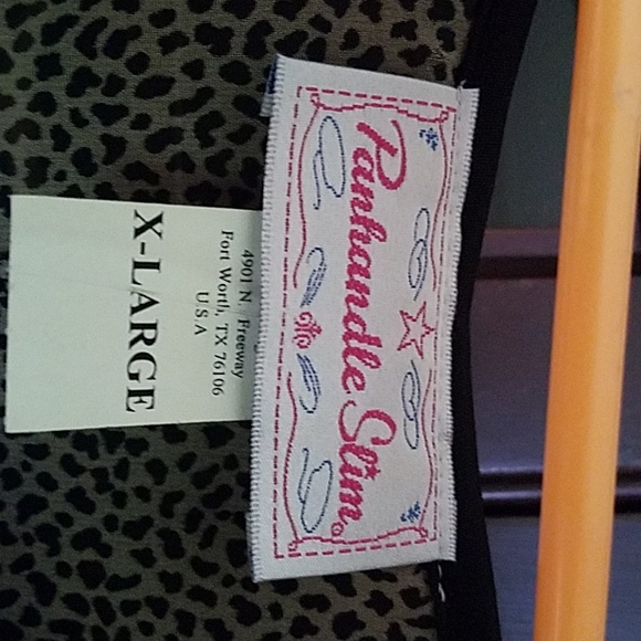 Blouse - Picture 3 of 4